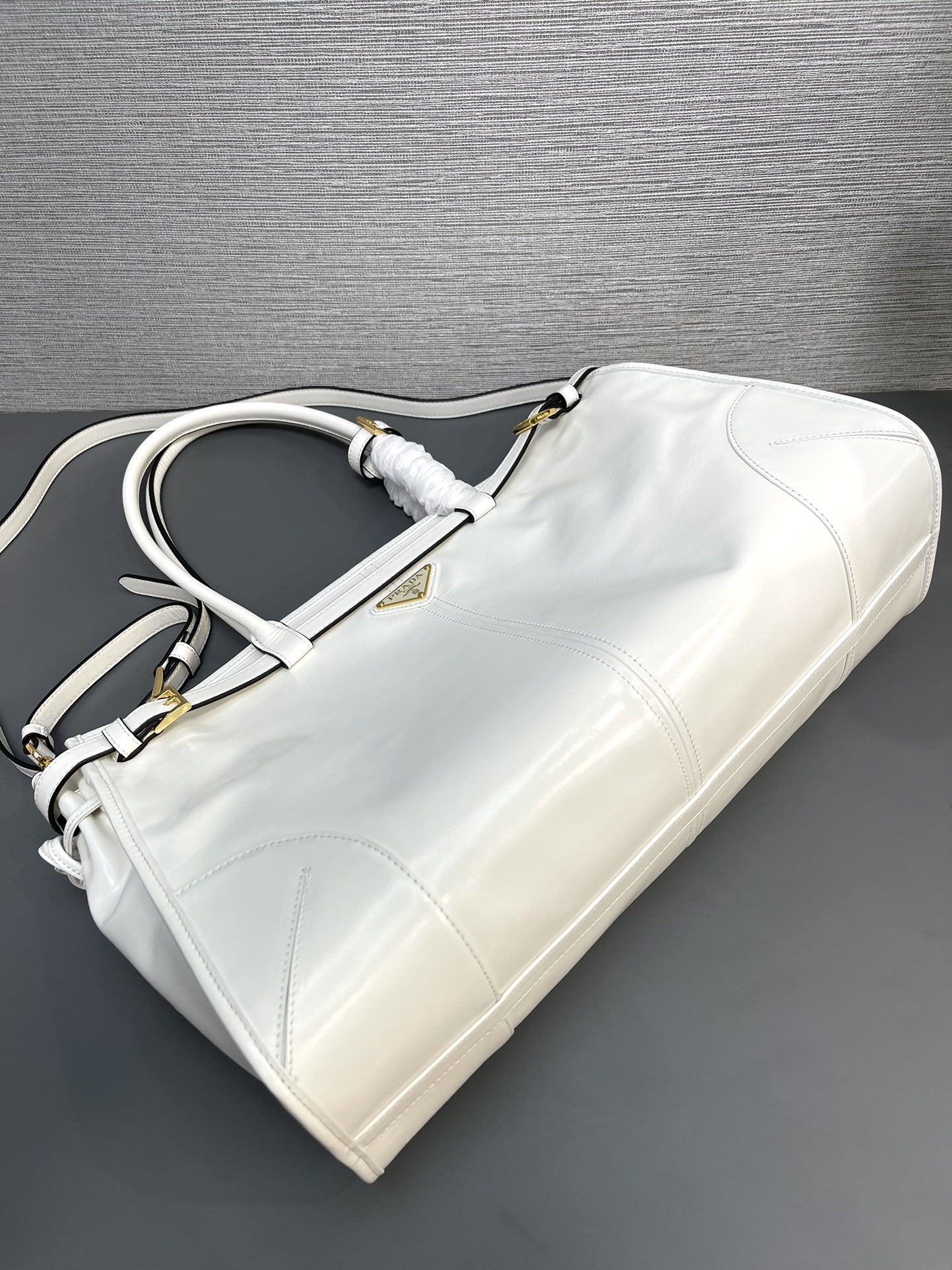 Prada Large LusSolf Leather Handbag Bag Tote White 1BA433